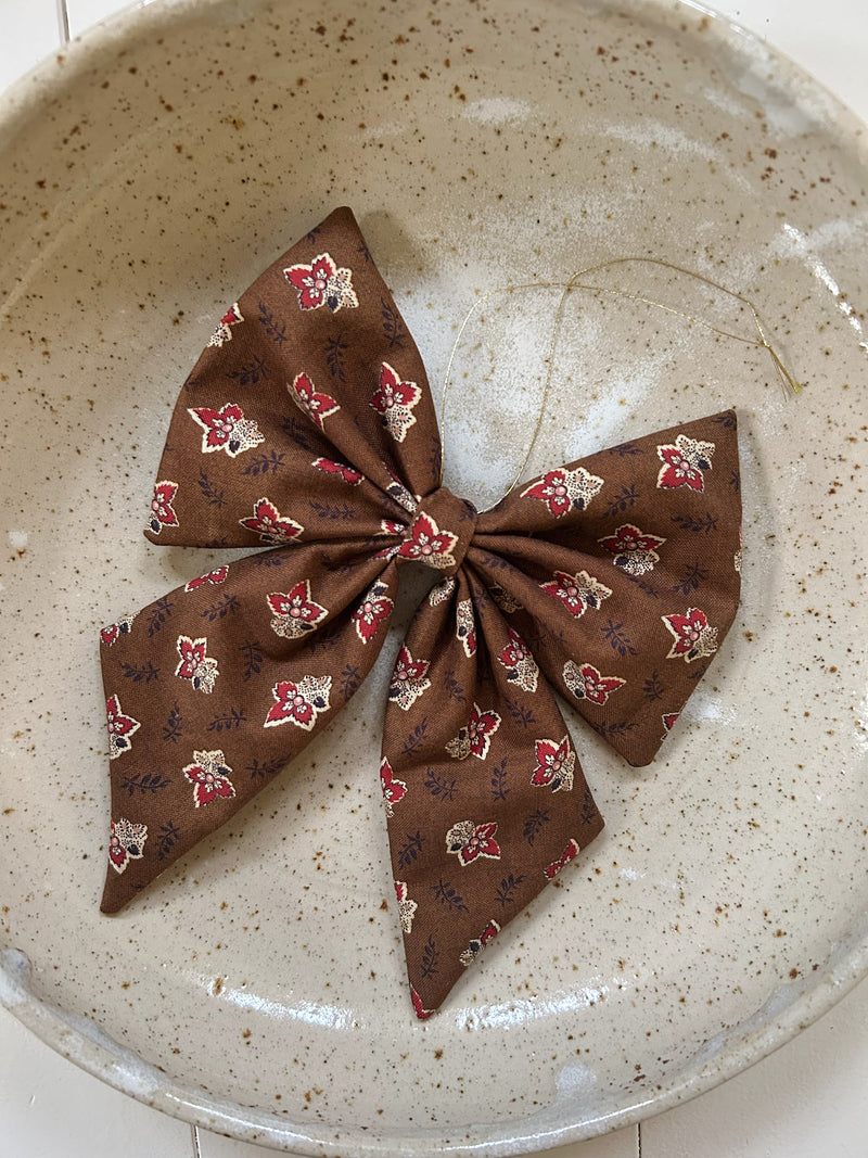 Bow Ornament Large no.14