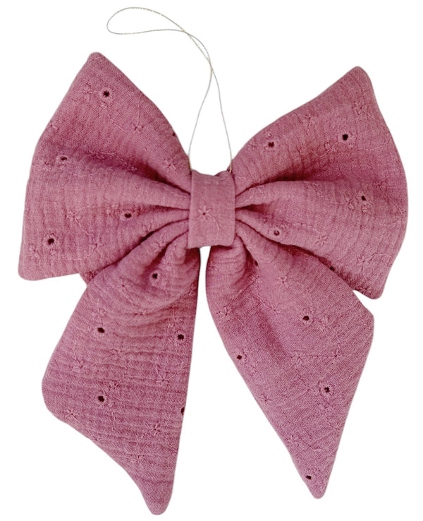 Bow Ornament no.9